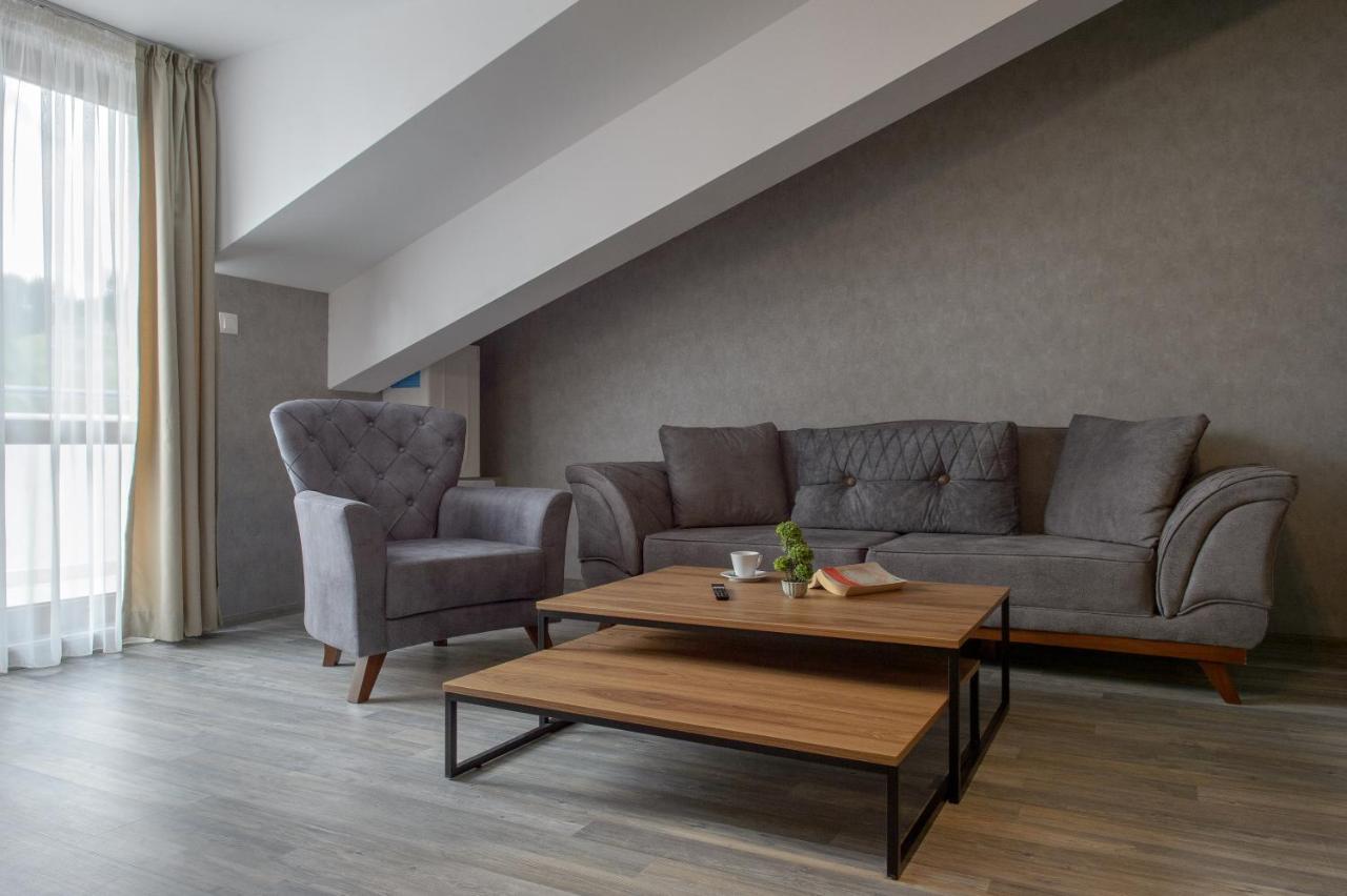 Luxury 2-bedroom By Studenets Center By Flat Mаnager * Pamporowo
